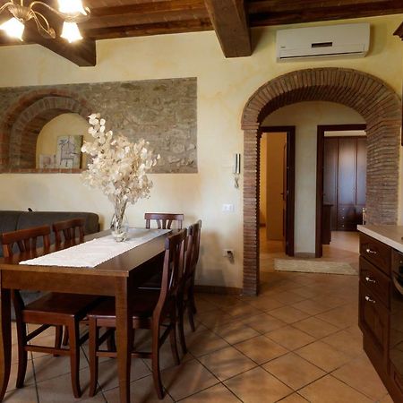 Borgo Dei Gigli Villa Lamporecchio Exterior foto