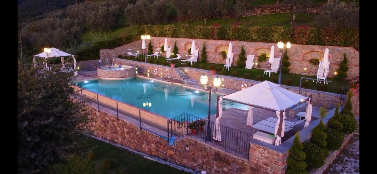 Borgo Dei Gigli Villa Lamporecchio Exterior foto
