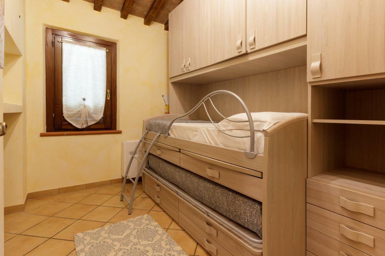 Borgo Dei Gigli Villa Lamporecchio Exterior foto